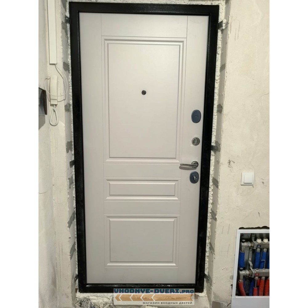 Входная дверь Лабиринт Мегаполис 03 - Белый софт